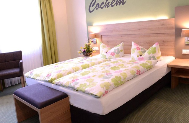 Dreibettzimmer Dusche/wc - Hotel Weinhaus Gräfen