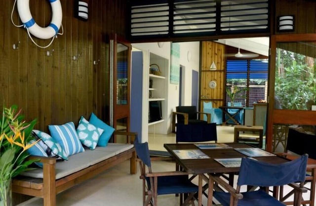 Driftwood- Beachside Cottage!