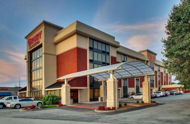 Drury Inn & Suites Bowling Green