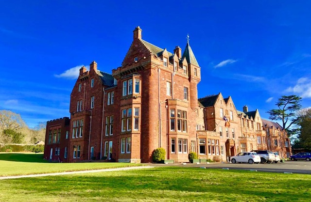 Dryburgh Abbey Hotel