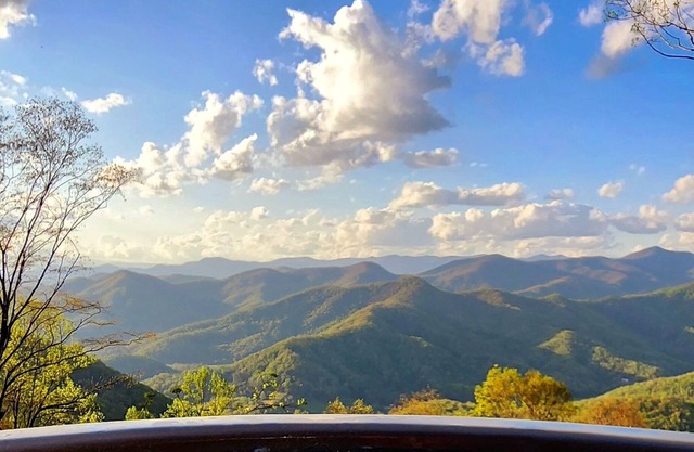 Dual Peaks Gem $1M Sharp Views /HOT TUB & WiFi