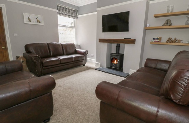 Dumbuie, HALTWHISTLE