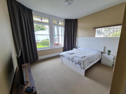 Dunedin City Centre Tidy Affordable Room A