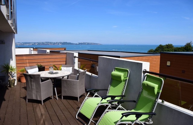 Dunlin 3 - The Cove - sleeps 4 guests in 2 bedrooms