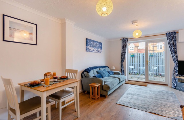 Dunlin Cottage - Deux Chambres Maison, Couchages 4