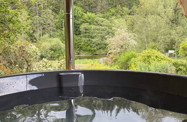 Dunmallet Cottage - Hot Tub, River, Centre of Pooley Bridge