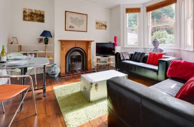 Dunstan Garden Apartment