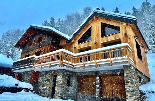 Duo de chalets au cœur du Grand domaine (18pers)