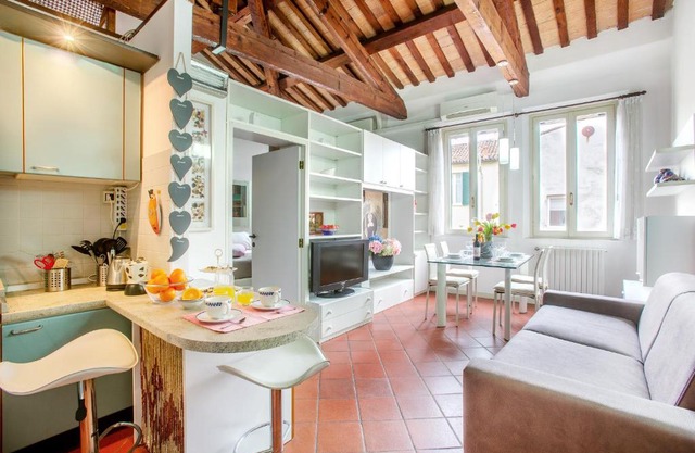 Duplex Apartment in centro con posto auto privato