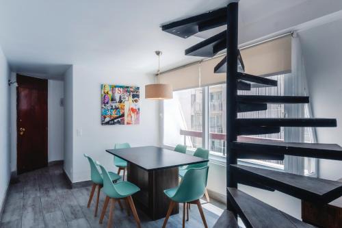Duplex con AC Metro El Golf