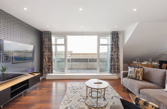 Duplex Flat near Heathrow