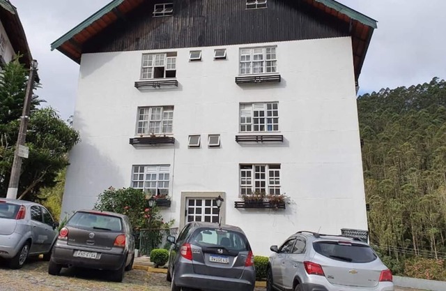 Duplex Friburgo/ Clube Privativo Serraville