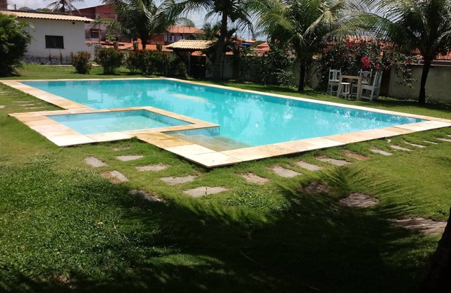 DUPLEX HOME BIEN CONFORTABLE. 03 BELLES SUITES SUR LA PISCINE VUE MER
