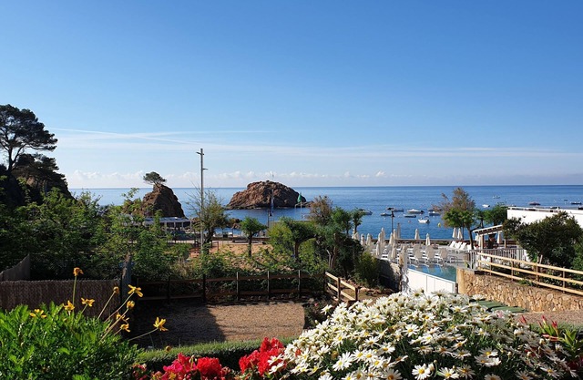 Duplex sur la plage avec de belles vues