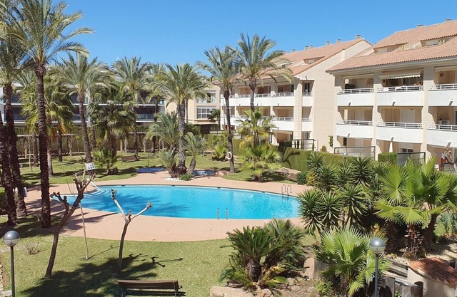 Duplex-penthouse à Javea, 3 terrasses, vues panoramiques, 400m de la plage, wifi