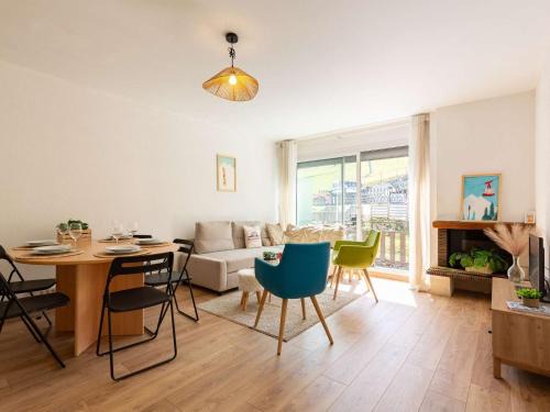 Duplex spacieux T4 au pied des pistes du Pla d'Adet - FR-1-296-525