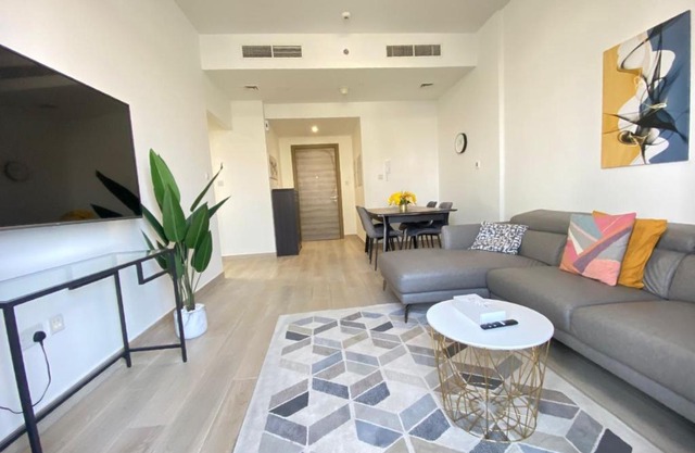 Durrani Homes Luxury 1br at Bloom tower JVC