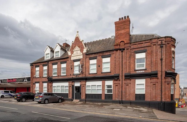 Dusties Hotel