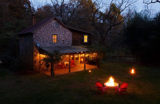 CASA HOLANDESA, enclavada en el hermoso condado de Lancaster. Muy aislado !!
