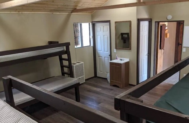 E4 Fresh Cool Mountain Air Glamping Forest