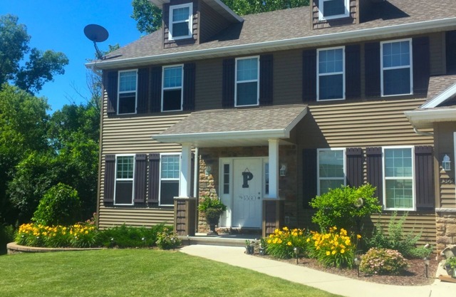 EAA Airventure Home Available (véhicule disponible). Environ 13 minutes à EAA motifs.