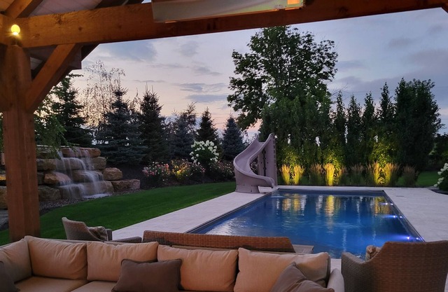 EAA Rental 6 bed 5 bath