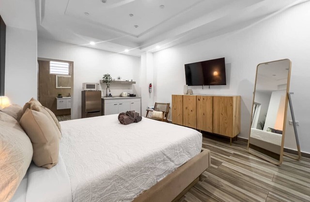 Each Guest House 2-1 | Boho Studio Apt @ San Juan