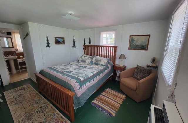 PINS DE PORT: pittoresque 1 chambre (y compris mini-cuisine), 1 salle de bain à Eagle Harbour