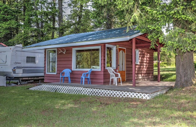 Eagle Vista Cottage au Old Sacheen Lake Resort