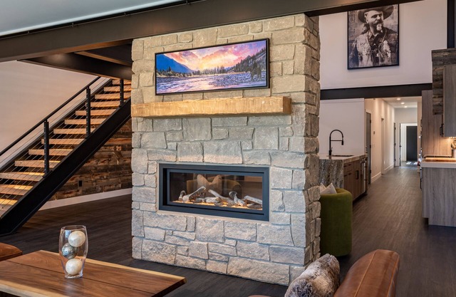 Eagles View- New Build! Luxury 3 bedroom condo 1 block off main street!