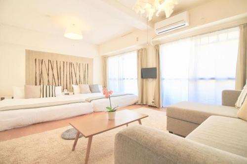 Earls Court - Spacious & Relaxing just 4 blocks to Peace Park