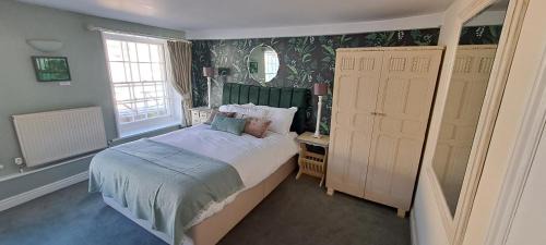 Earsham Street House