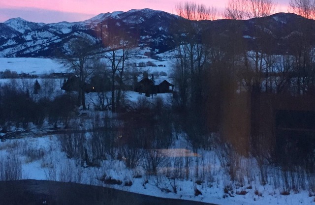 Propriété sur la rivière East Gallatin avec une vue magnifique sur la montagne