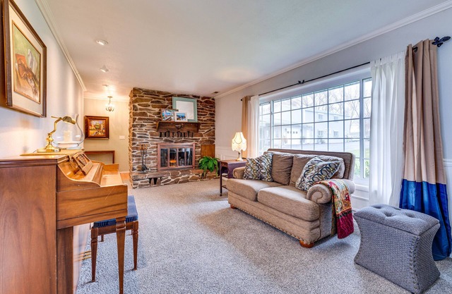 East Wenatchee Home ~ 2 Mi to Columbia River!