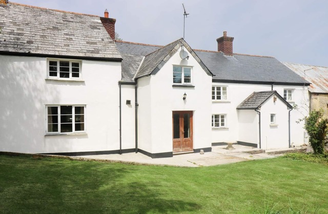 Ferme Eastcott, WHITSTONE