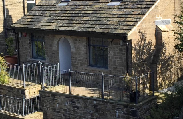 Eastholme Cottage, Holmfirth. Courte promenade au centre du village dans un cadre charmant