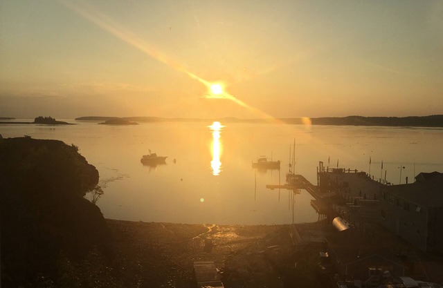 Eastport Waterfront ~ Sunrise Views Over Campobello
