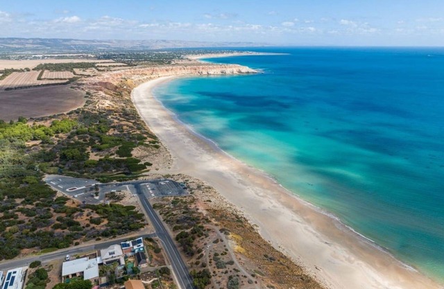 Easy Going, Family and Pet friendly Beachside Escape