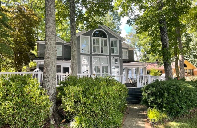 Easy Livin on Lake Breeze Drive; perfect blend of tranquility, comfort, & beauty