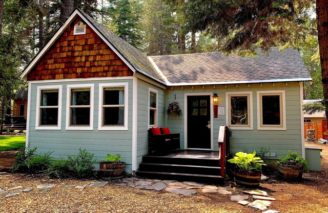 Facile à vivre: 1 BR, 1 BA Cabine / Bungalow à Tahoma, pour 4 personnes