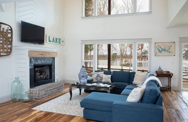 Easy Peasy -lakefront home voiturette de golf Tim’s Ford Lake
