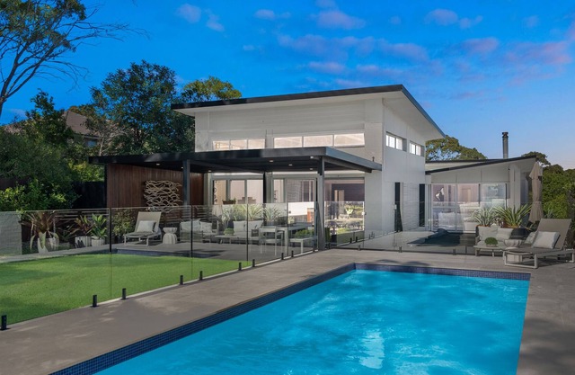 Eau De Vie - Luxurious Home w/ Stunning Outdoor Pool in Killcare