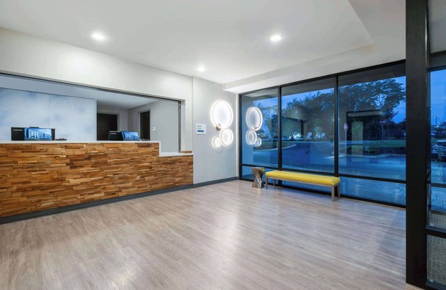 ECHO Suites Extended Stay by Wyndham Spartanburg