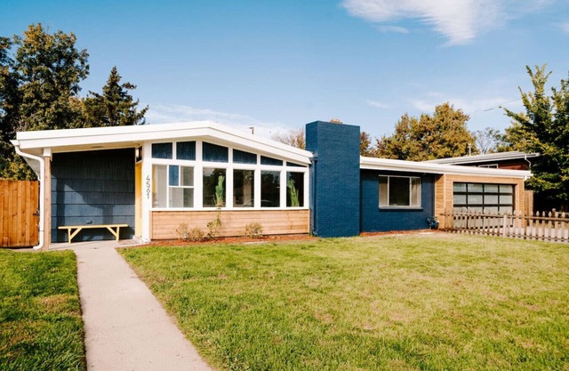 Eclectic Mid-Mod Retreat 15 min to DT Denver