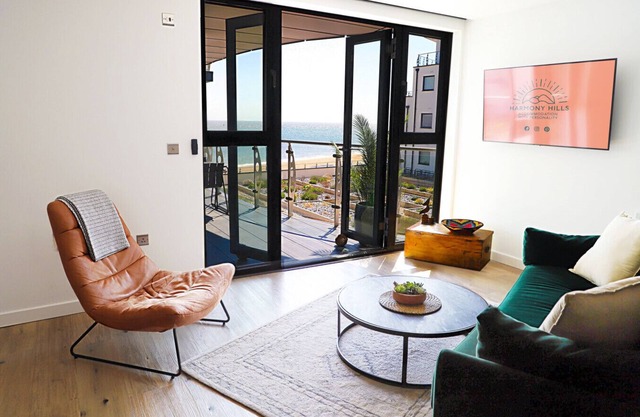 Eco Beach Front Apartment with Secure Parking