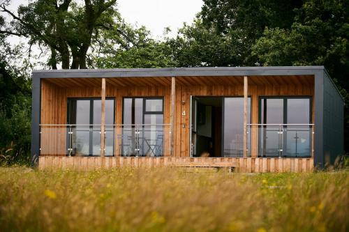 Eco cabin with lovely views of Mendips AONB cabin 4