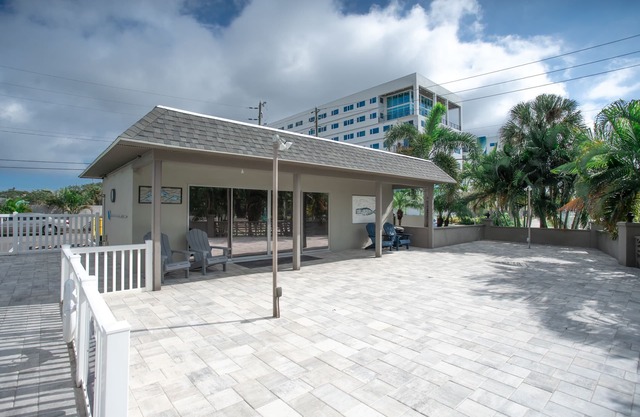 Eco Friendly Condo on Florida's Gulf Coast. Come stay at our beautiful condo.