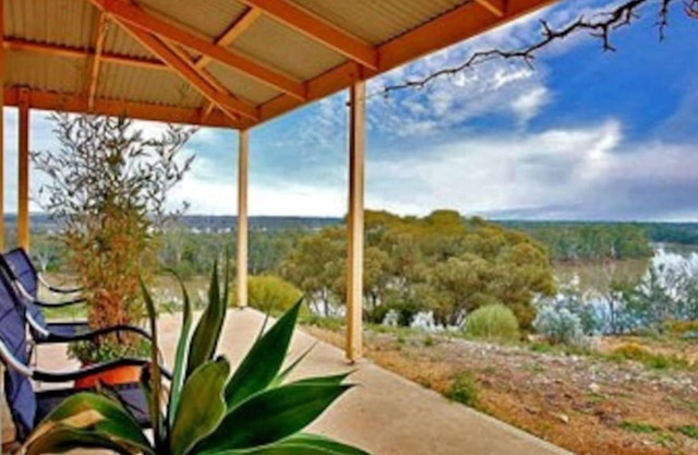 Eco-maison avec vue sur la rivière Murray