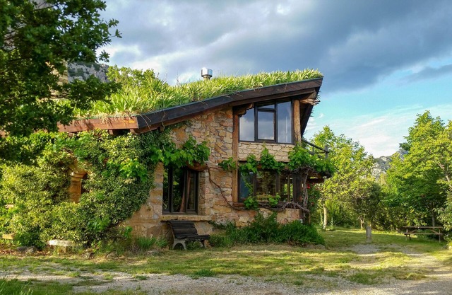 Maison écologique en pleine nature