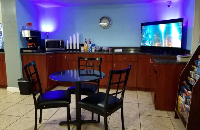 Econo Inn